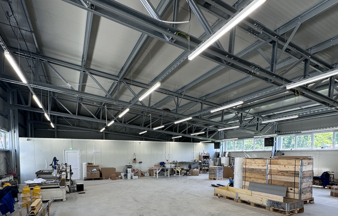 Iluminat industrial hală de producție